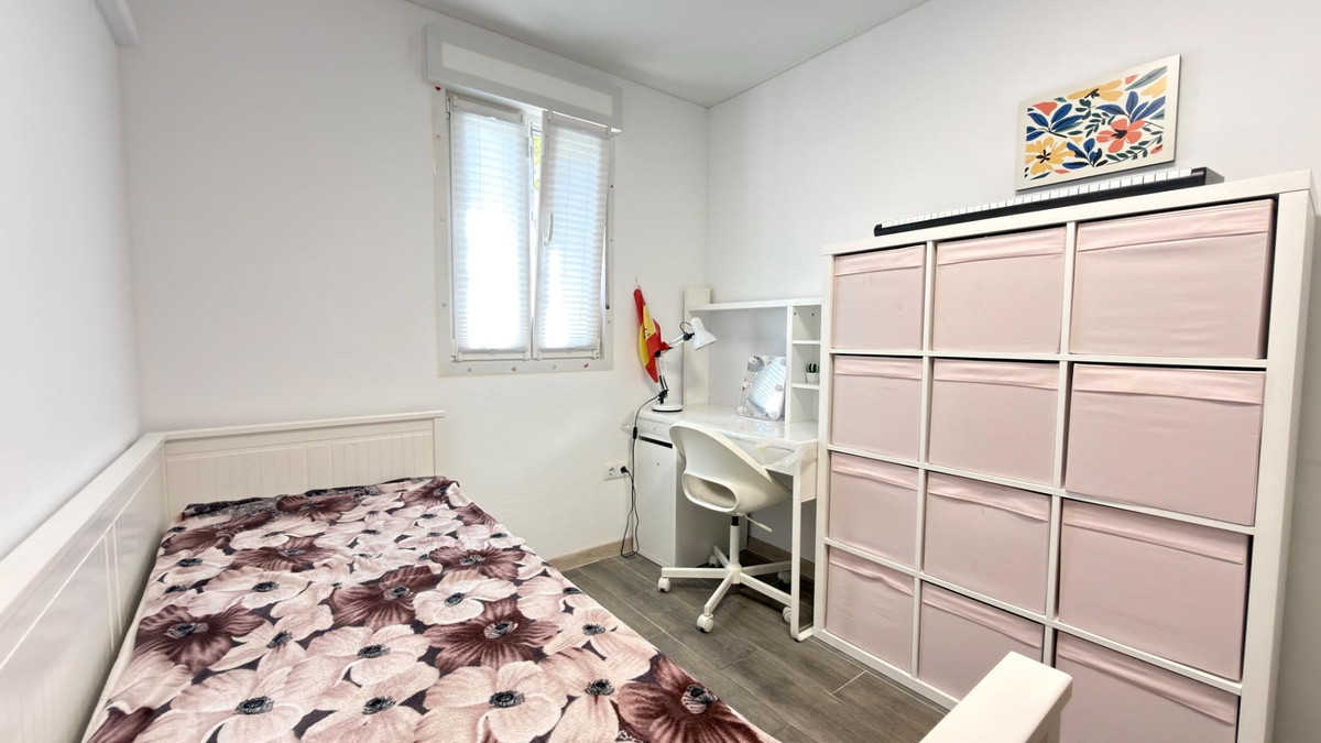Se vende Apartamento Planta Media de 3 dormitorios en Costa Blanca, Alicante, España