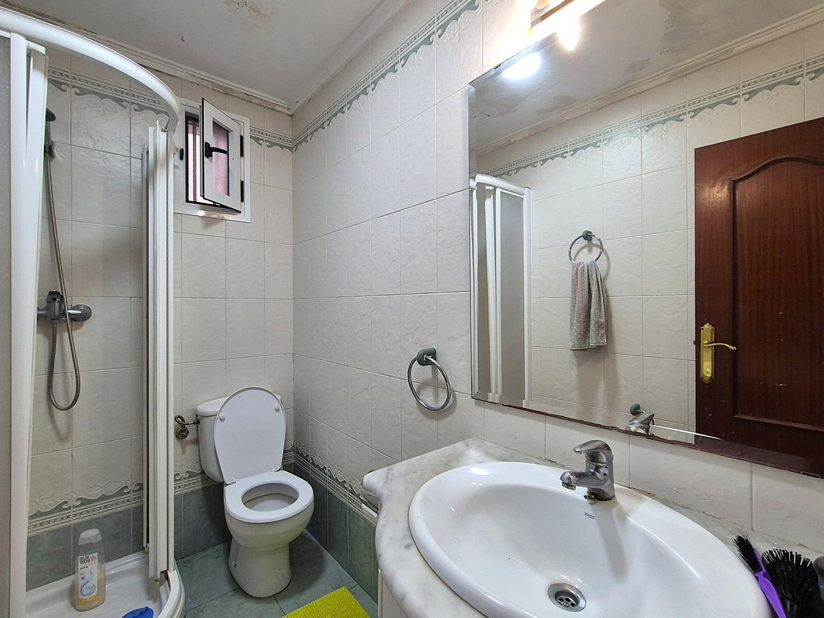 Se vende Apartamento Planta Media de 3 dormitorios en Costa Blanca, Alicante, España
