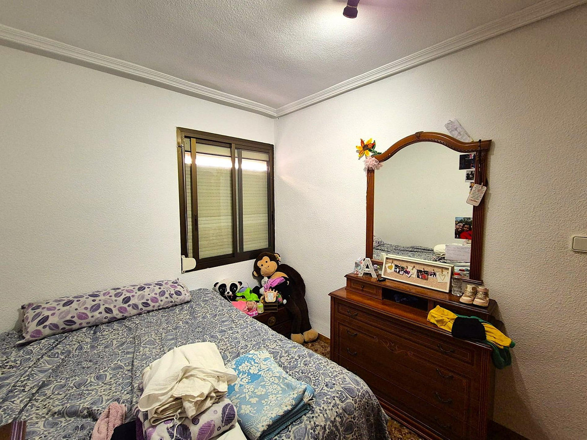 Se vende Apartamento Planta Media de 3 dormitorios en Costa Blanca, Alicante, España