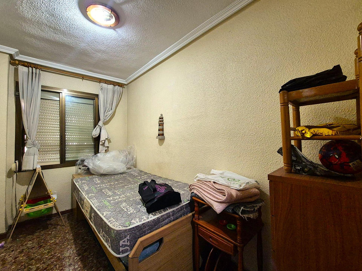 Se vende Apartamento Planta Media de 3 dormitorios en Costa Blanca, Alicante, España