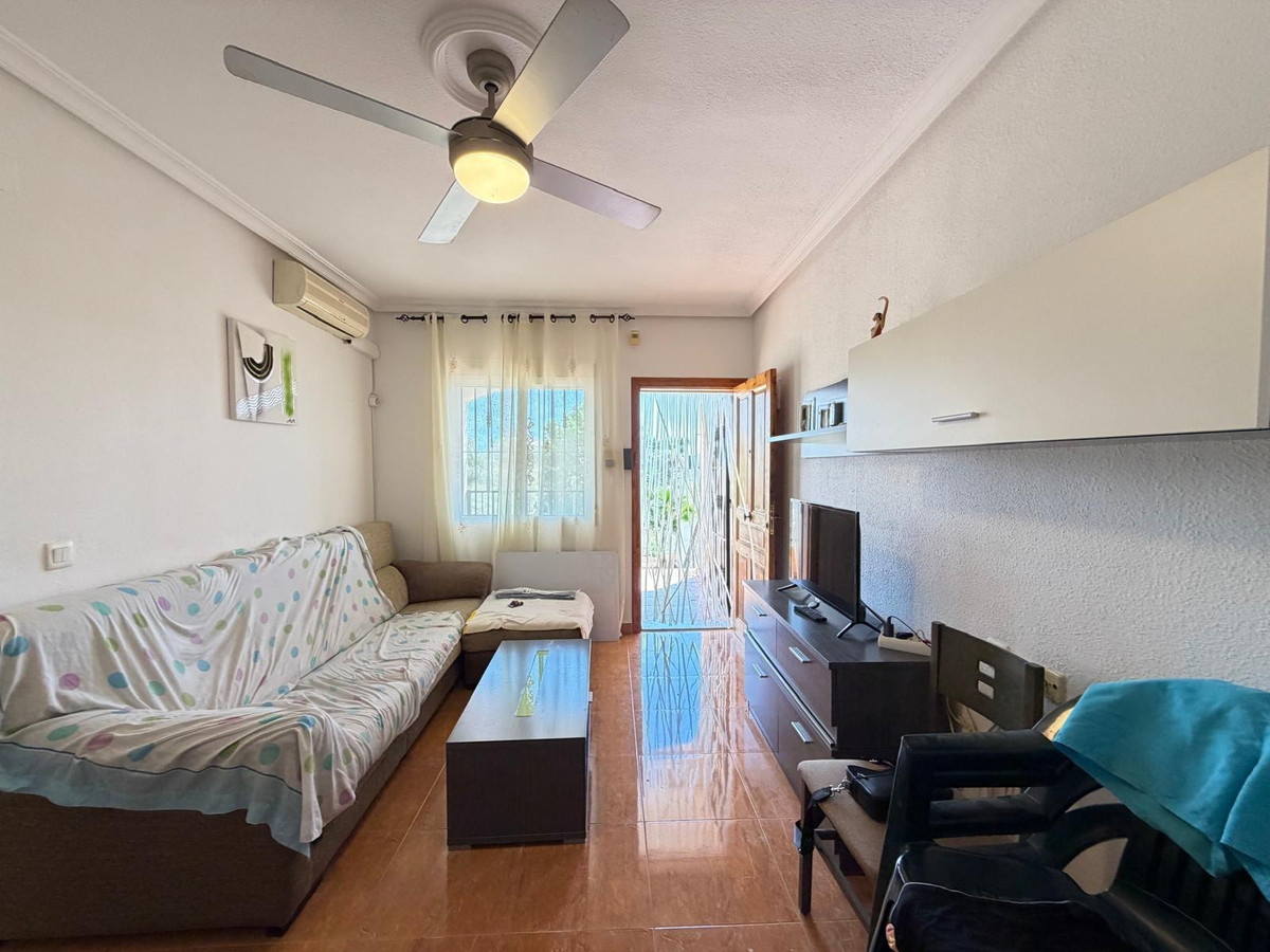 Se vende Bungalow de 2 dormitorios en Costa Blanca, Alicante, España