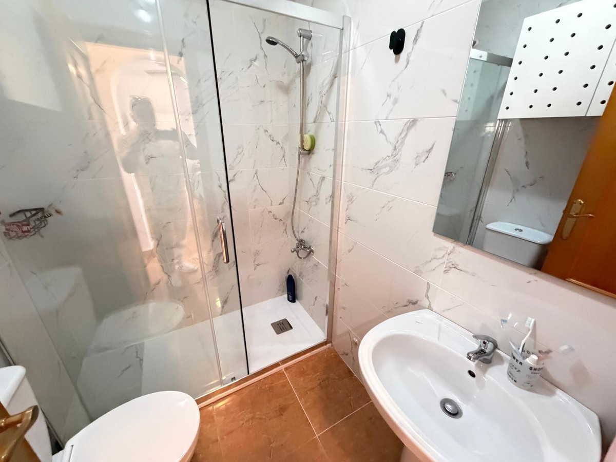 Se vende Bungalow de 2 dormitorios en Costa Blanca, Alicante, España