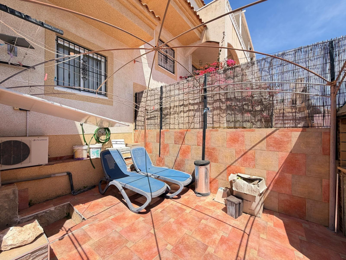 Se vende Bungalow de 2 dormitorios en Costa Blanca, Alicante, España