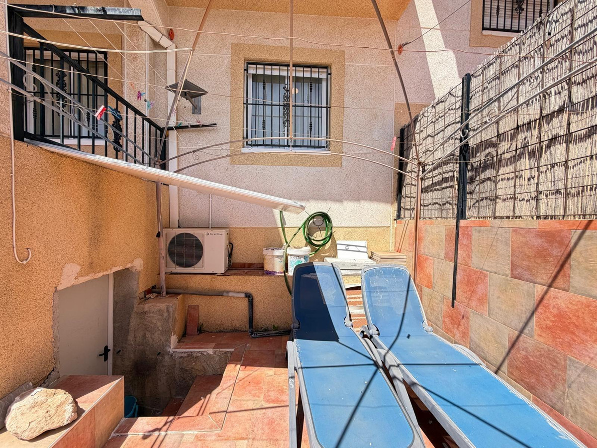 Se vende Bungalow de 2 dormitorios en Costa Blanca, Alicante, España