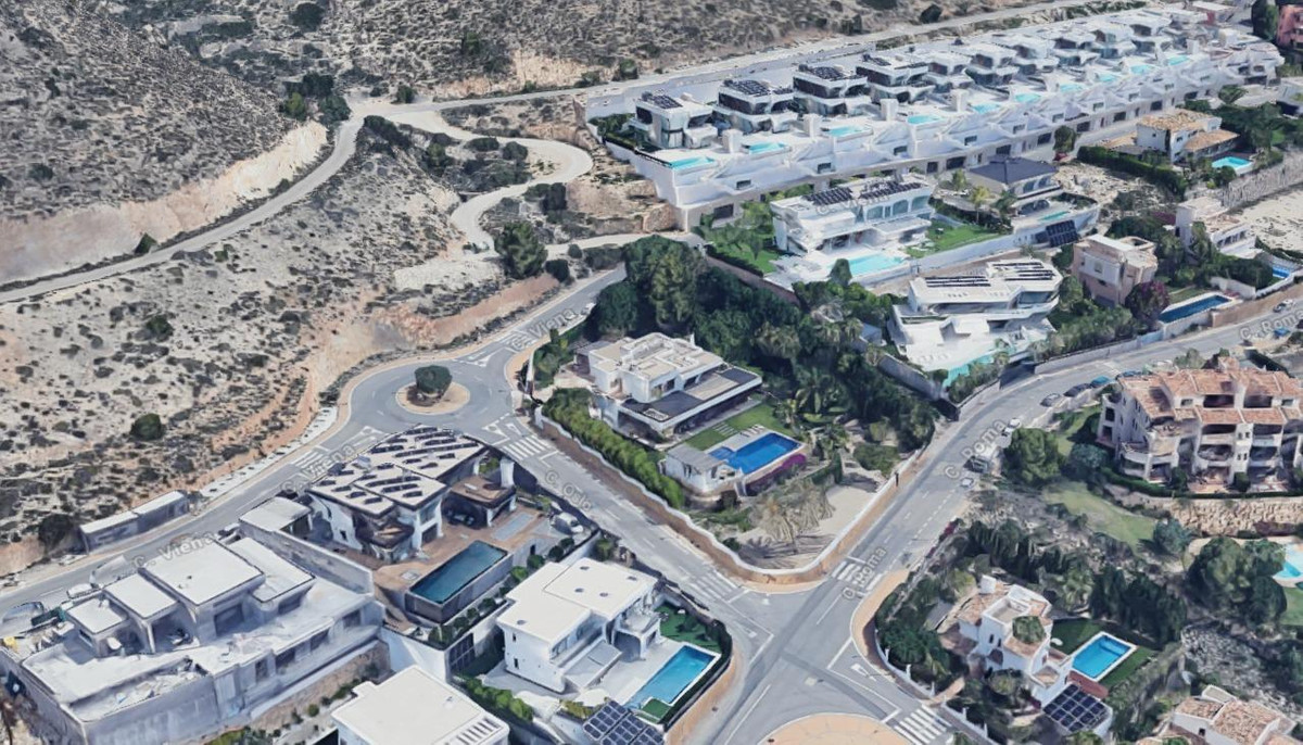 5 Bed Townhouse for sale in Finestrat Costa Blanca, Alicante, Spain