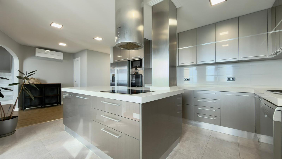 4 Bed Apartment for sale in Villajoyosa Costa Blanca, Alicante, Spain