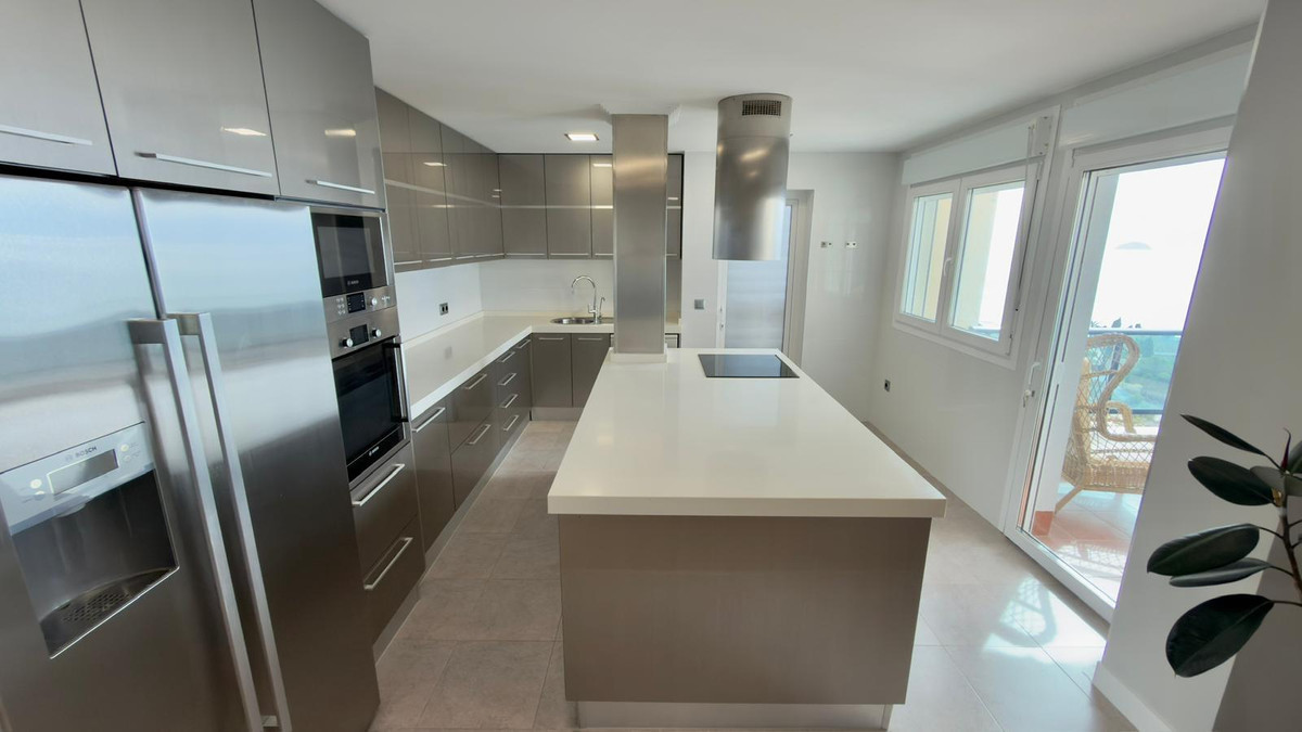 4 Bed Apartment for sale in Villajoyosa Costa Blanca, Alicante, Spain