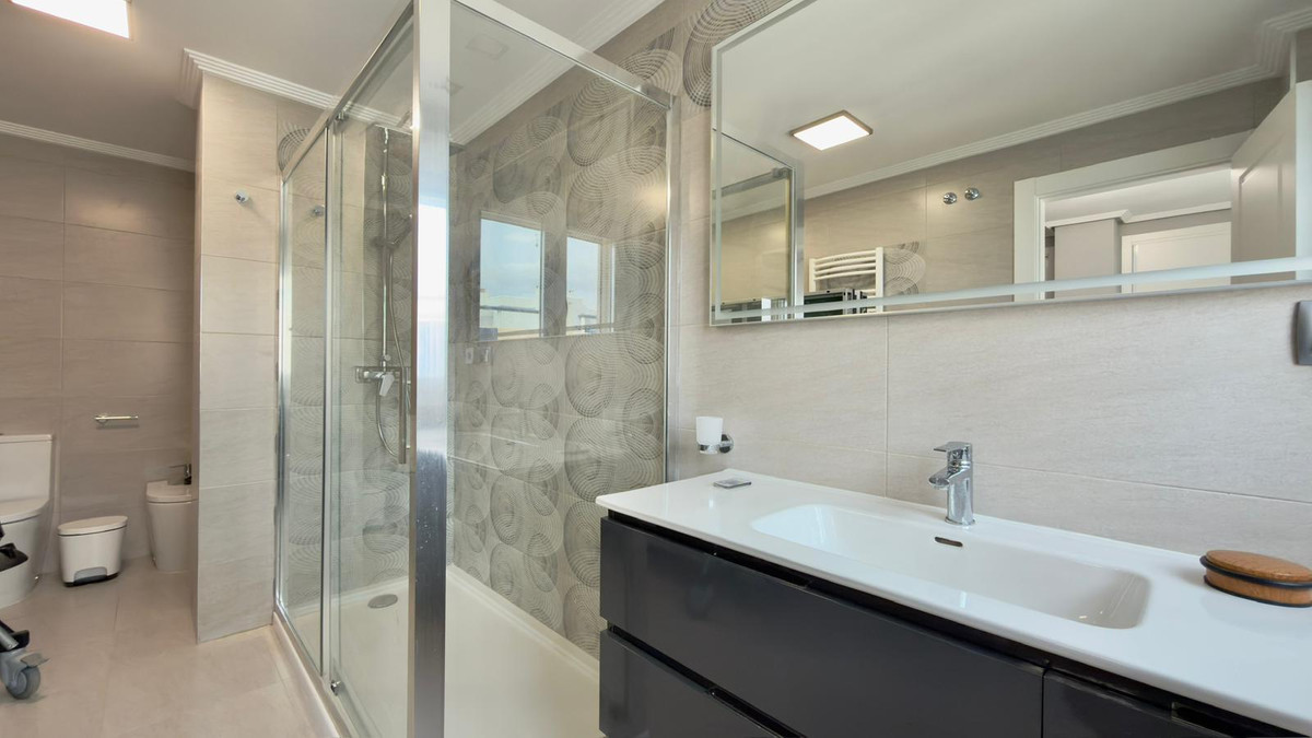4 Bed Apartment for sale in Villajoyosa Costa Blanca, Alicante, Spain