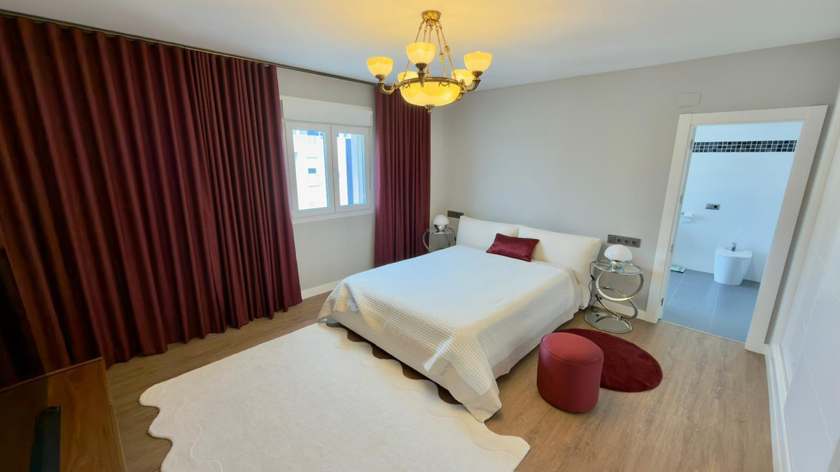 4 Bed Apartment for sale in Villajoyosa Costa Blanca, Alicante, Spain