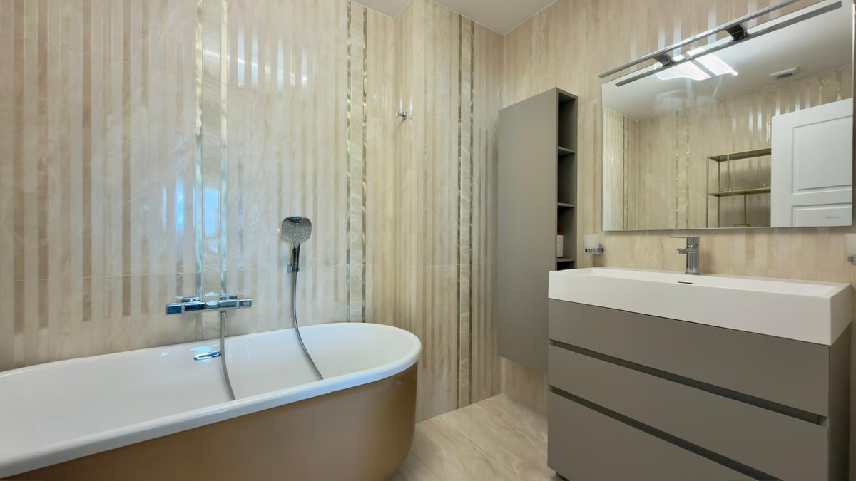 4 Bed Apartment for sale in Villajoyosa Costa Blanca, Alicante, Spain