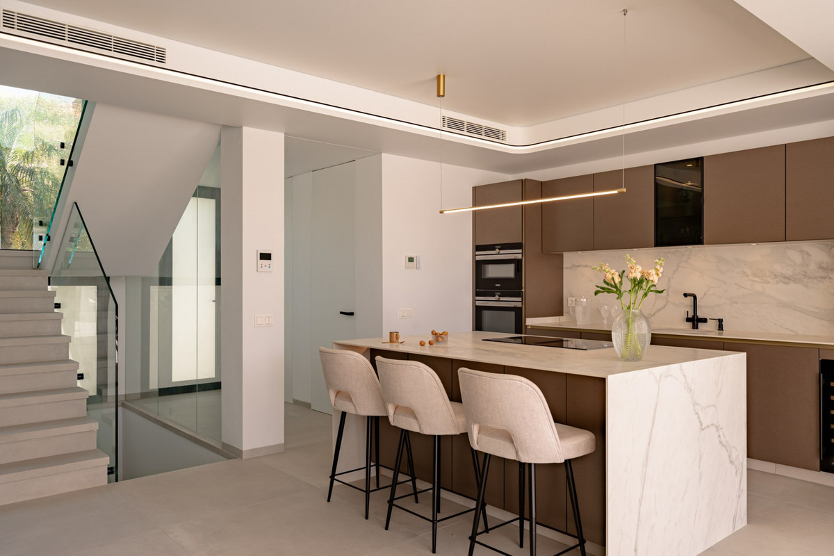 4 Bed Townhouse for sale in La Cala De Mijas Costa Del Sol, Málaga, Spain