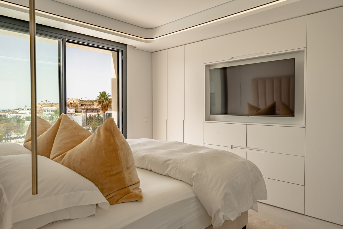 4 Bed Townhouse for sale in La Cala De Mijas Costa Del Sol, Málaga, Spain