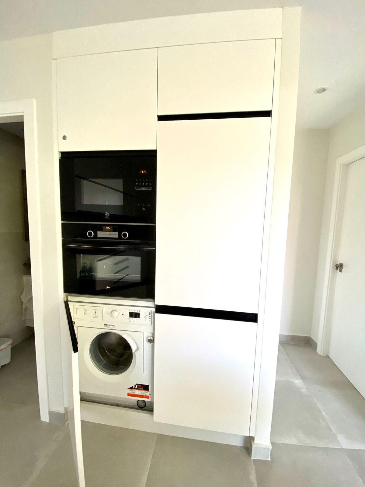 2 Bed Apartment for sale in Marbella Costa Del Sol, Málaga, Spain