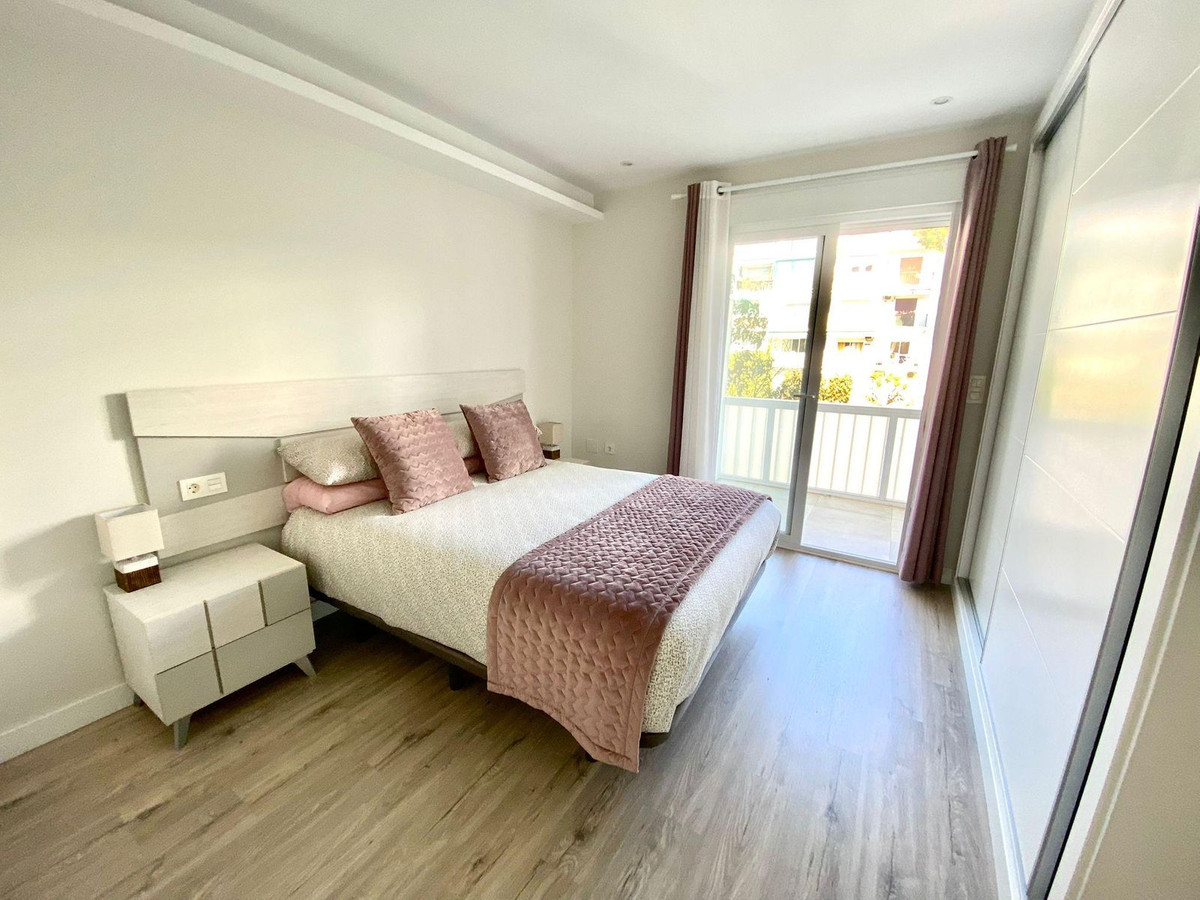 2 Bed Apartment for sale in Marbella Costa Del Sol, Málaga, Spain