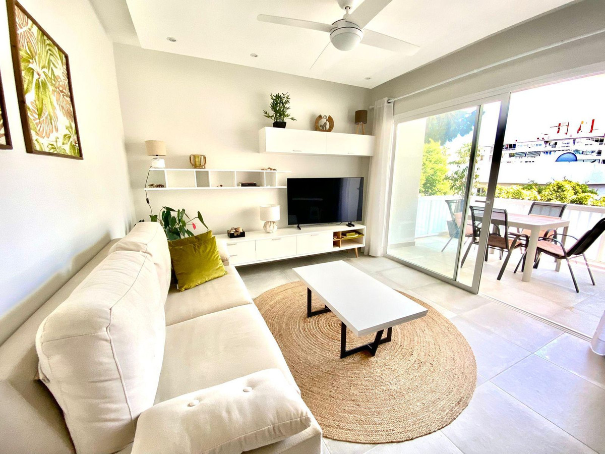 2 Bed Apartment for sale in Marbella Costa Del Sol, Málaga, Spain