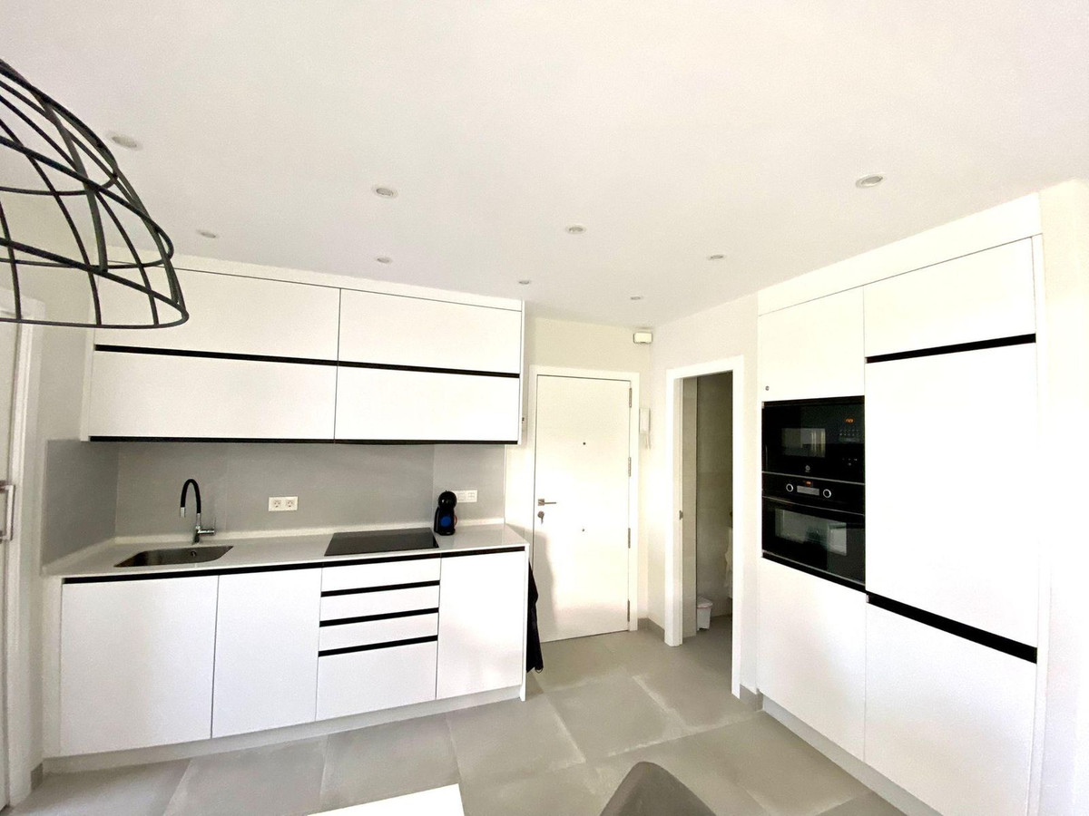2 Bed Apartment for sale in Marbella Costa Del Sol, Málaga, Spain