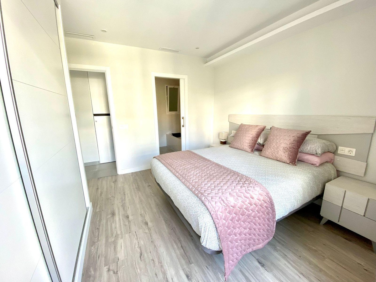 2 Bed Apartment for sale in Marbella Costa Del Sol, Málaga, Spain
