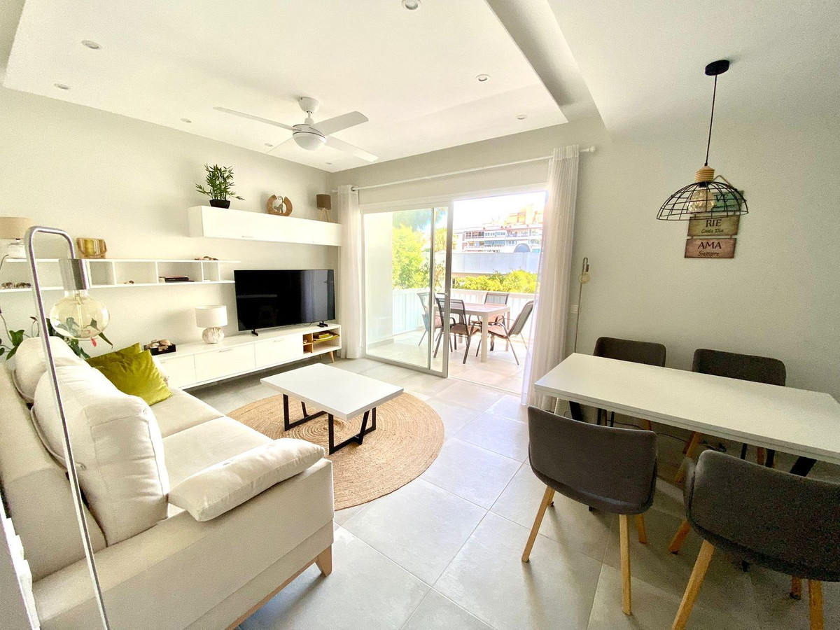 2 Bed Apartment for sale in Marbella Costa Del Sol, Málaga, Spain