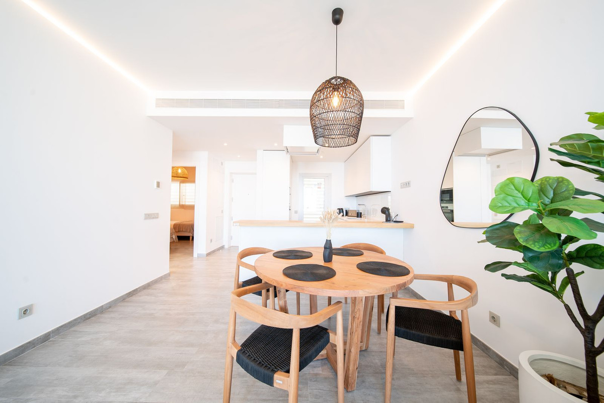 Se vende Apartamento Planta Baja de 2 dormitorios en Costa Del Sol, Málaga, España