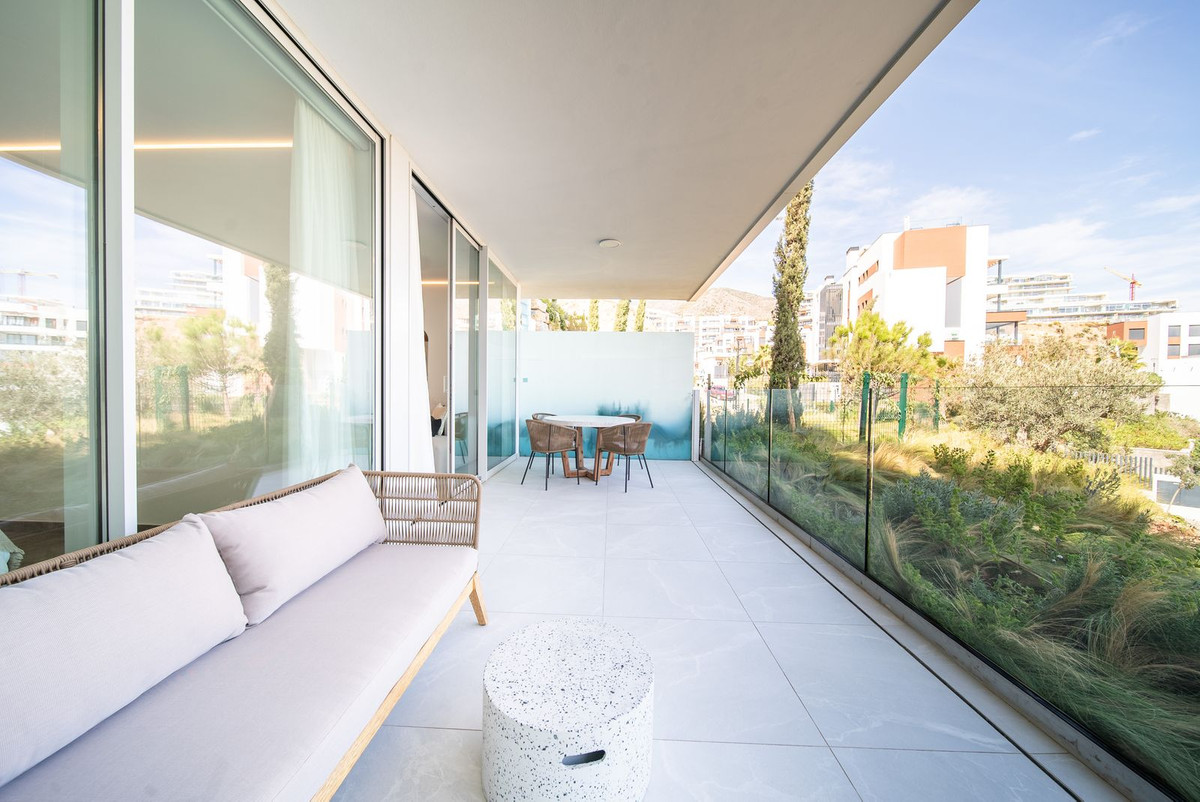 Se vende Apartamento Planta Baja de 2 dormitorios en Costa Del Sol, Málaga, España