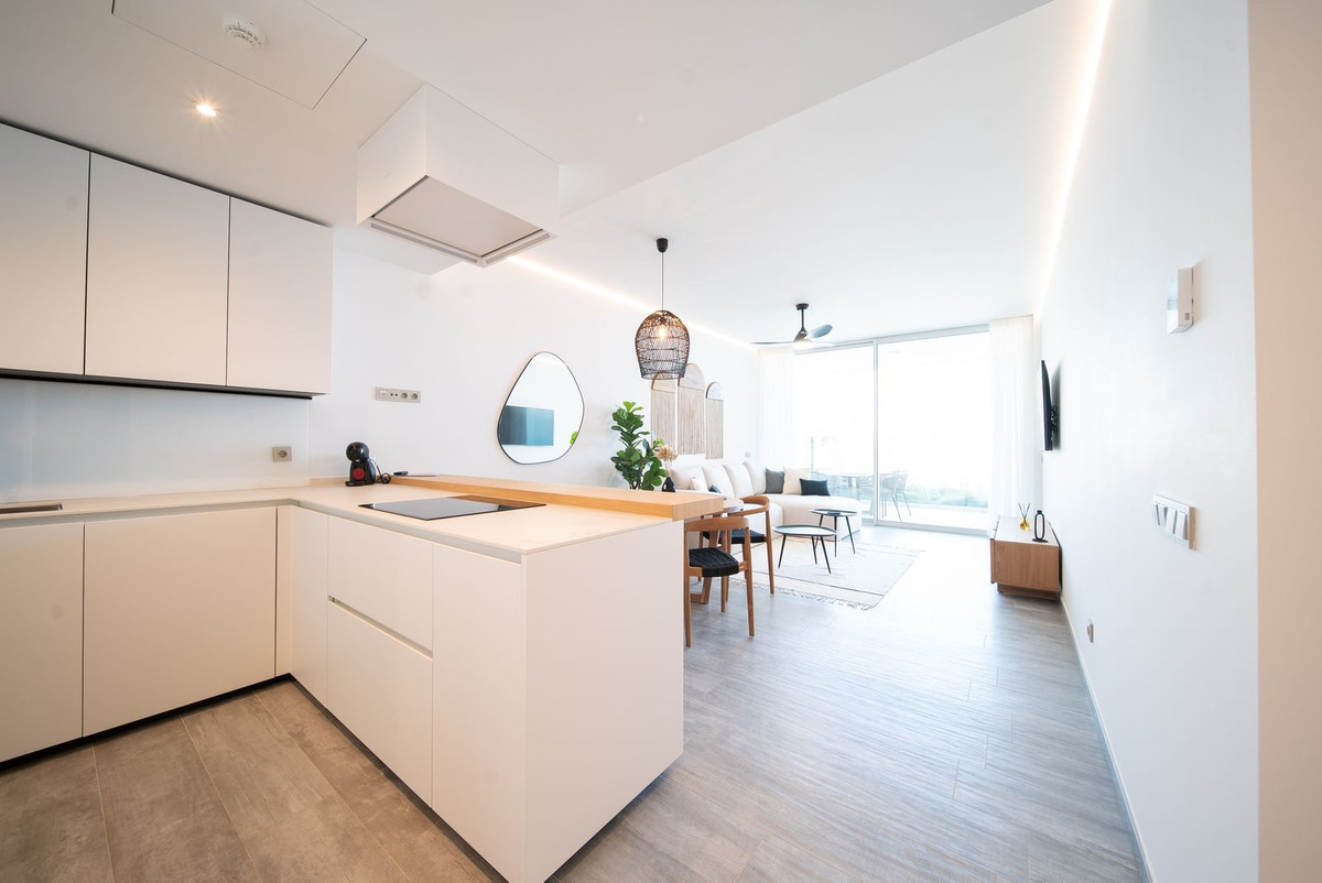 Se vende Apartamento Planta Baja de 2 dormitorios en Costa Del Sol, Málaga, España