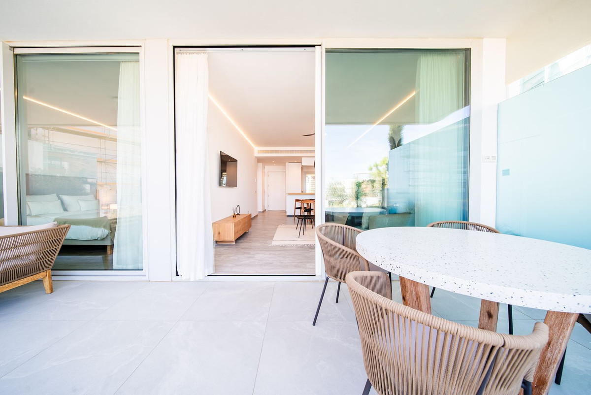 Se vende Apartamento Planta Baja de 2 dormitorios en Costa Del Sol, Málaga, España