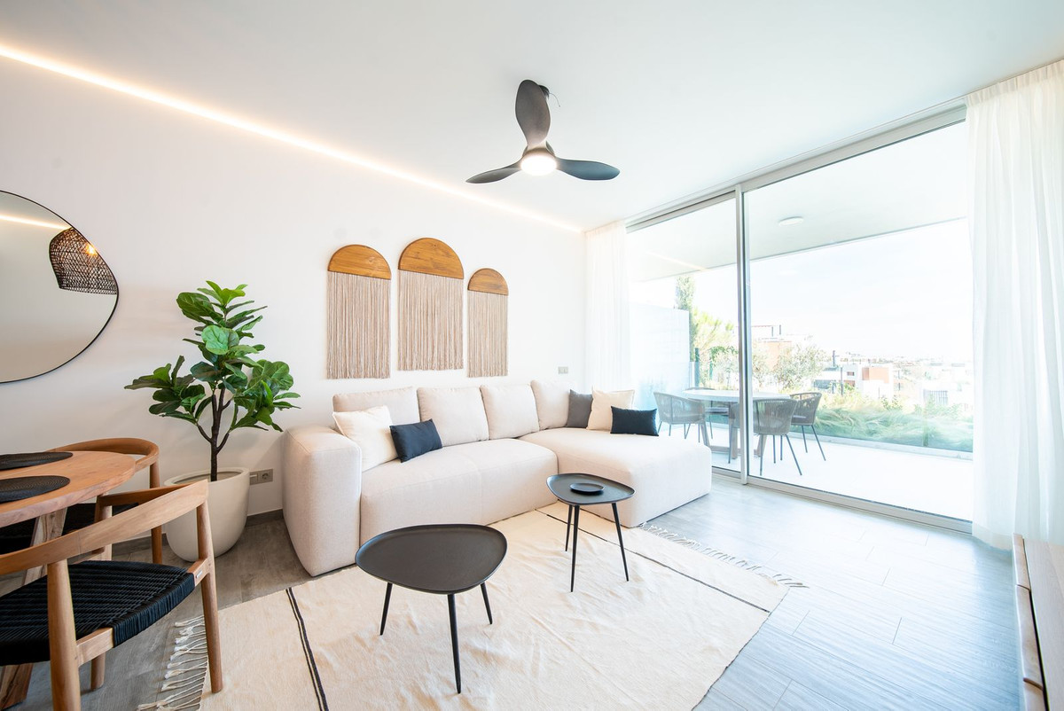 Se vende Apartamento Planta Baja de 2 dormitorios en Costa Del Sol, Málaga, España
