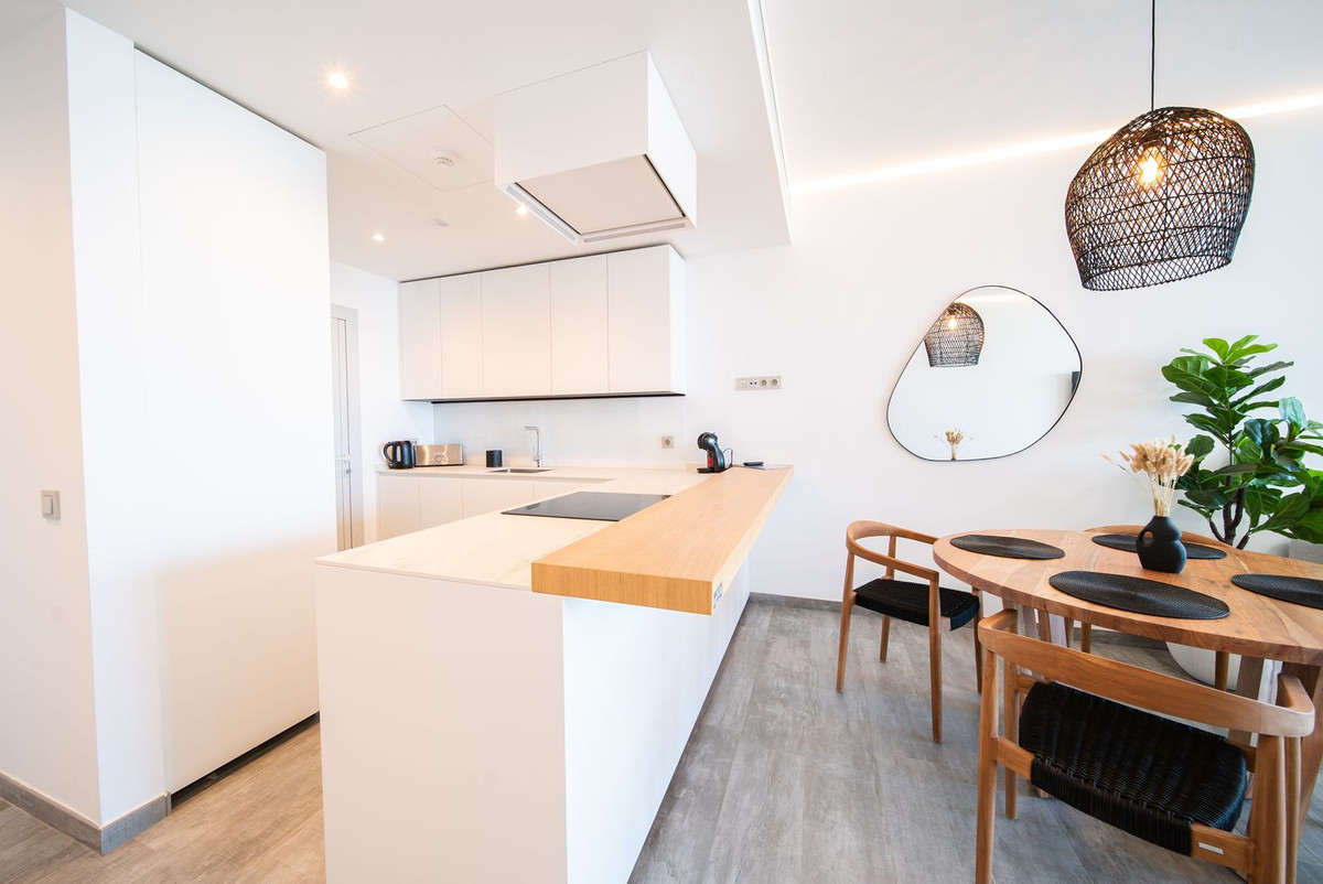 Se vende Apartamento Planta Baja de 2 dormitorios en Costa Del Sol, Málaga, España