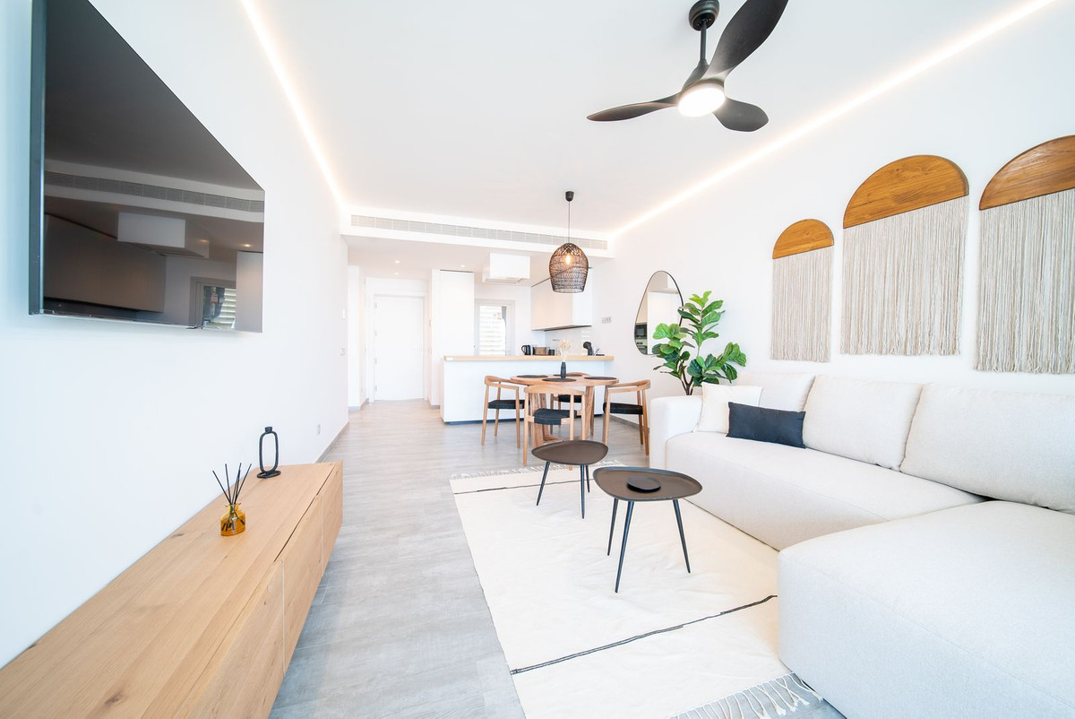 Se vende Apartamento Planta Baja de 2 dormitorios en Costa Del Sol, Málaga, España