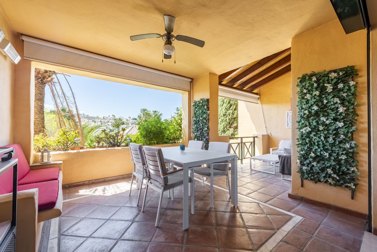 Se vende Apartamento Planta Media de 2 dormitorios en Costa Del Sol, Málaga, España