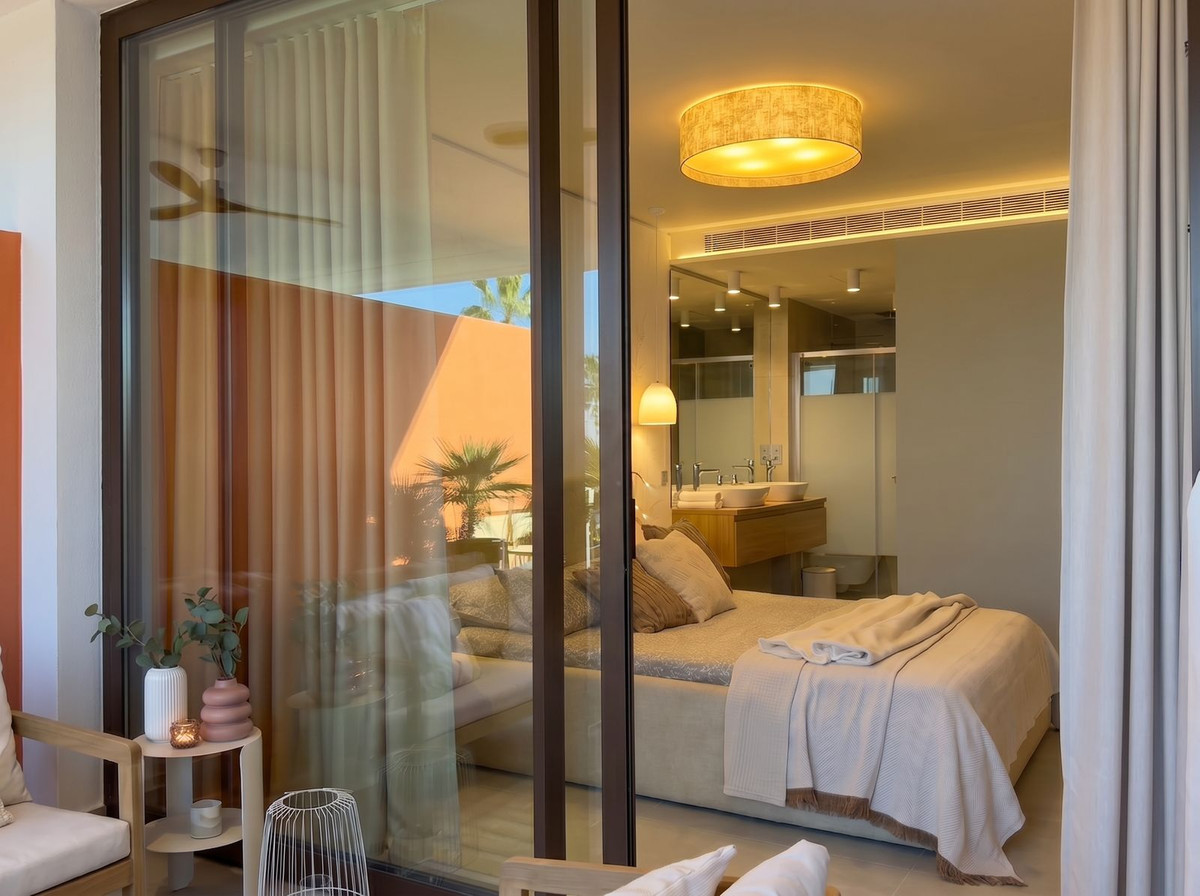2 Bed Apartment for sale in Higueron Costa Del Sol, Málaga, Spain