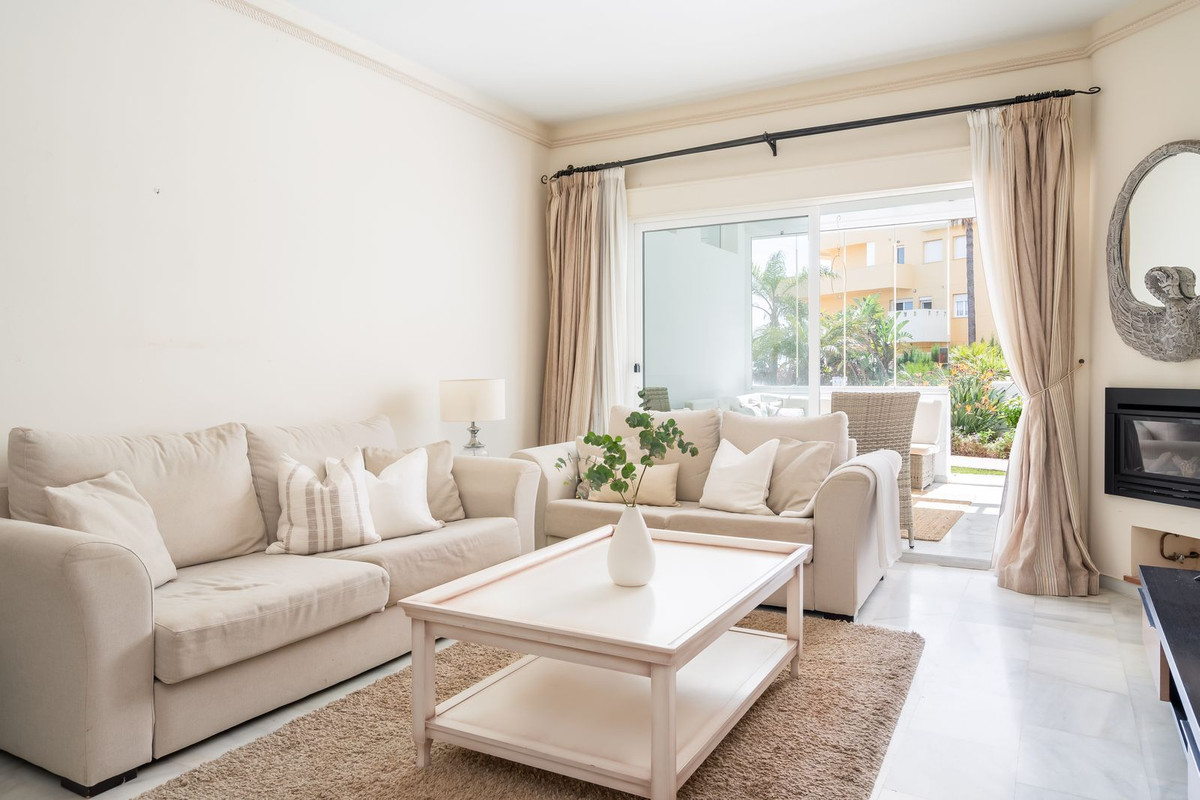 3 Bed Apartment for sale in La Cala De Mijas Costa Del Sol, Málaga, Spain