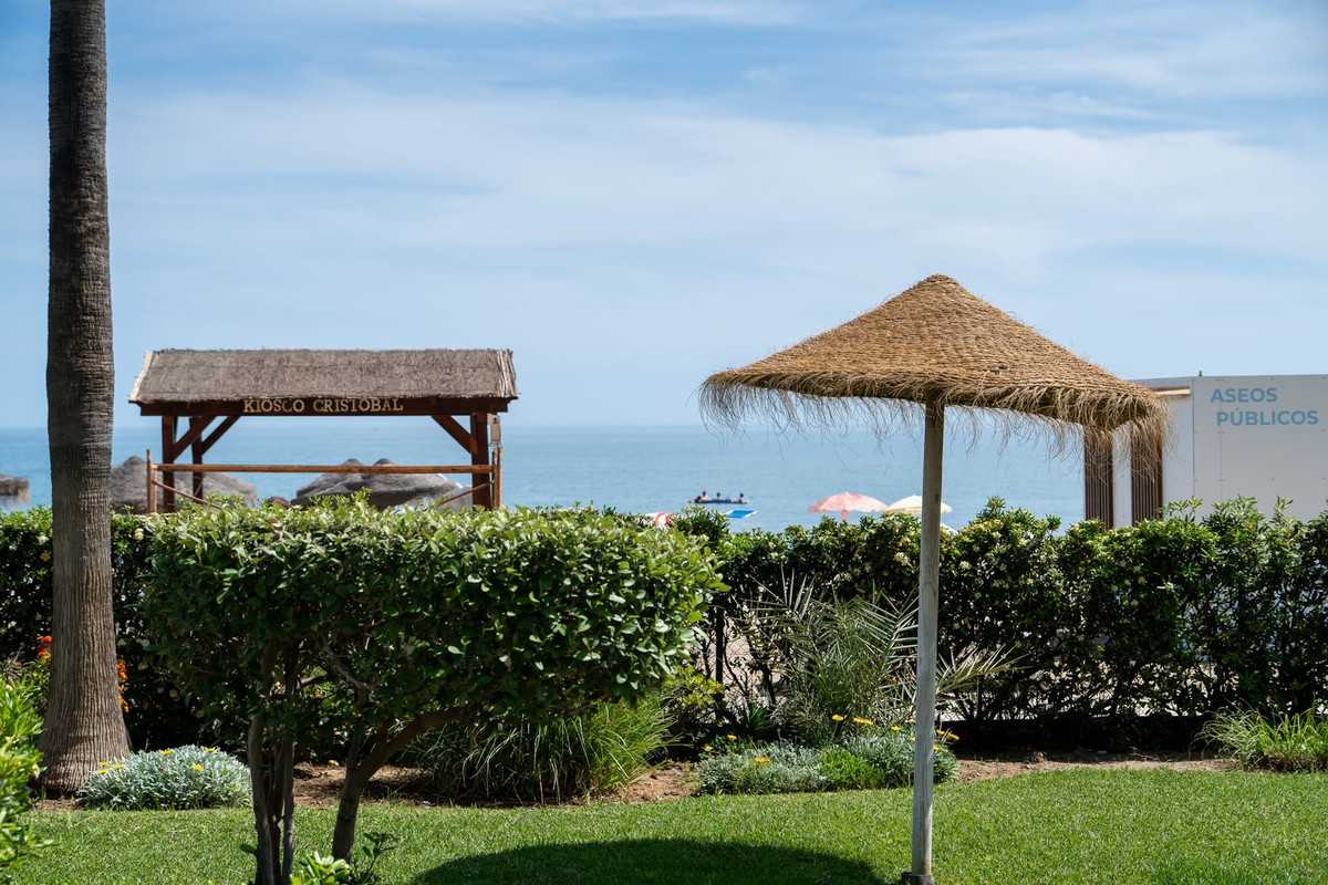 3 Bed Apartment for sale in La Cala De Mijas Costa Del Sol, Málaga, Spain