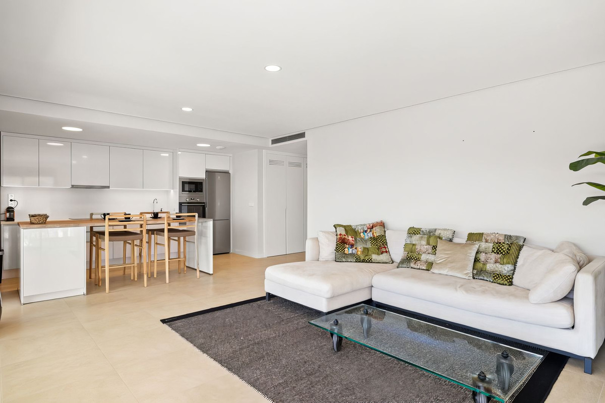 2 Bed Apartment for sale in Selwo Costa Del Sol, Málaga, Spain