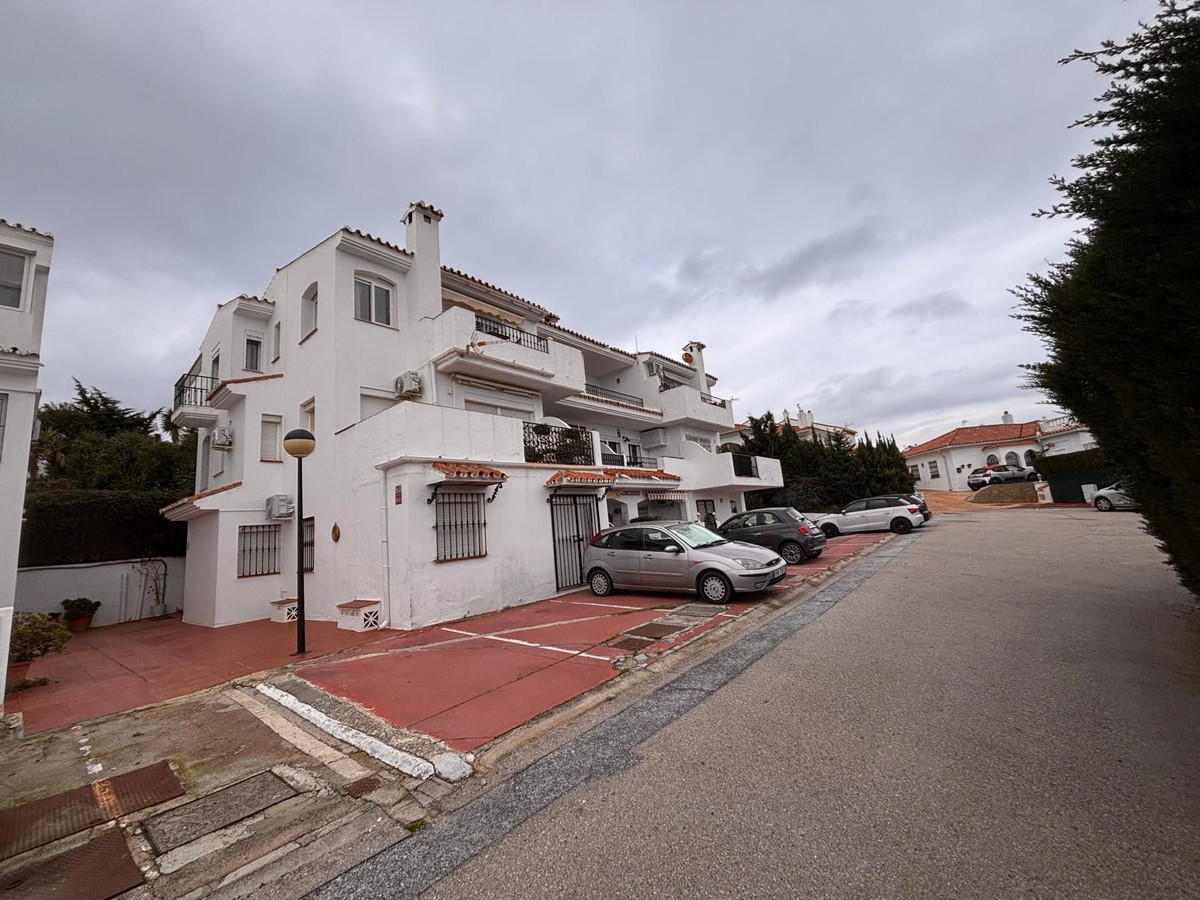 Se vende Apartamento en Planta Última de 1 dormitorios en Costa Del Sol, Málaga, España