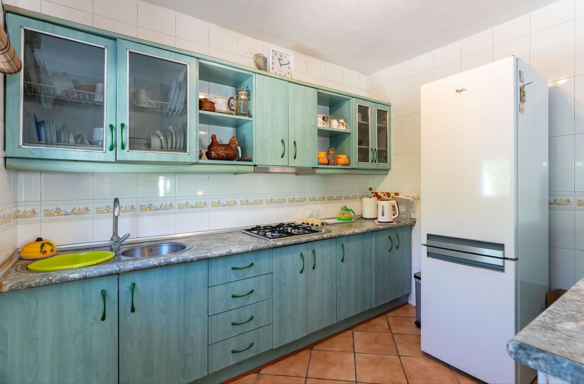3 Bed Townhouse for sale in Coín Costa Del Sol, Málaga, Spain