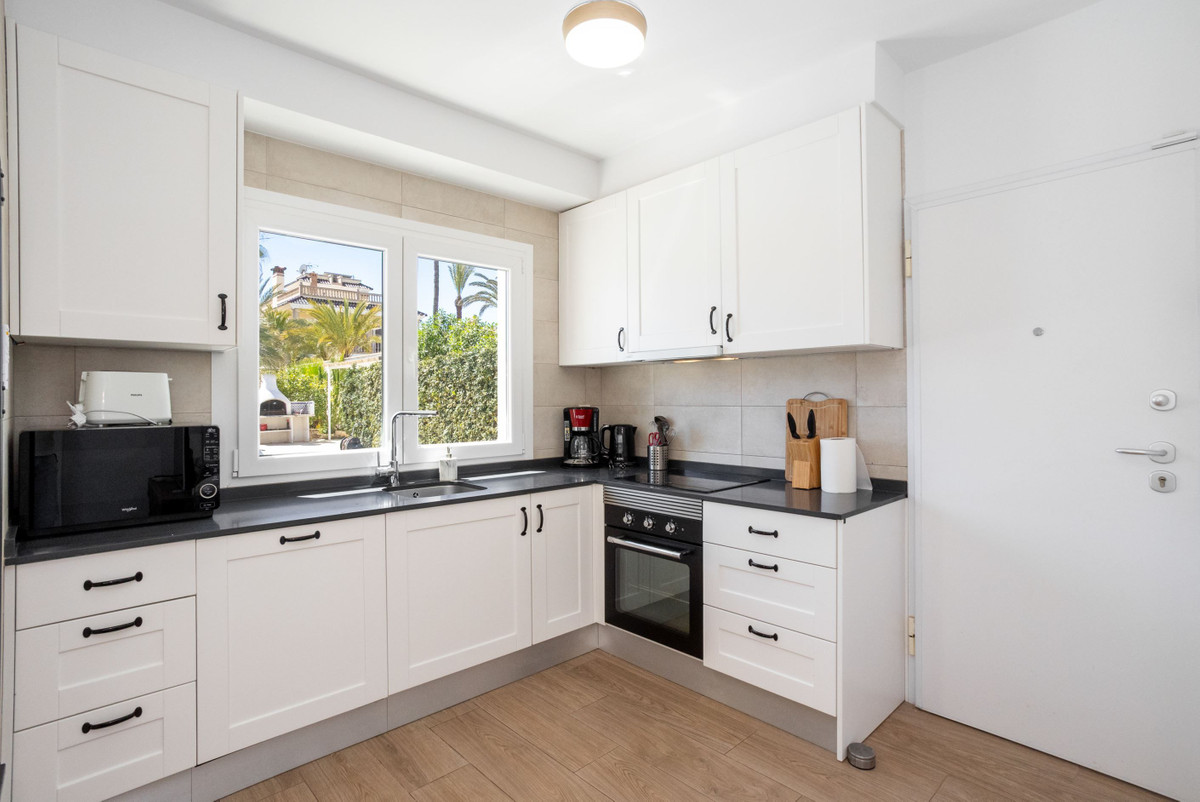 3 Bed Townhouse for sale in Playa Flamenca Costa Blanca, Alicante, Spain