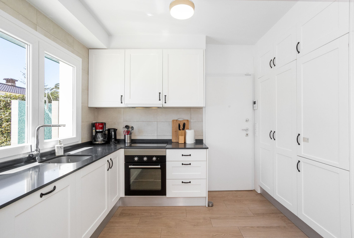 3 Bed Townhouse for sale in Playa Flamenca Costa Blanca, Alicante, Spain