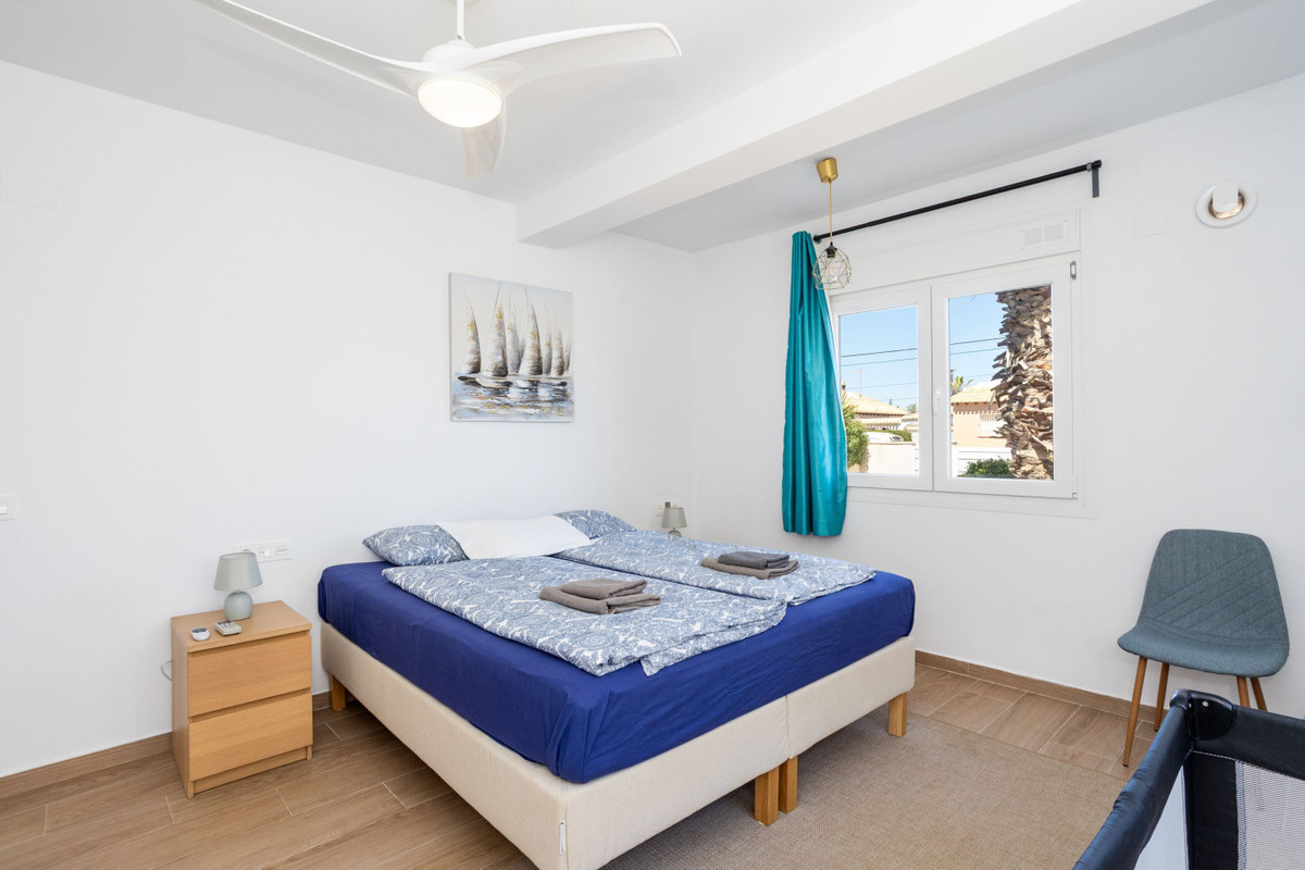 3 Bed Townhouse for sale in Playa Flamenca Costa Blanca, Alicante, Spain