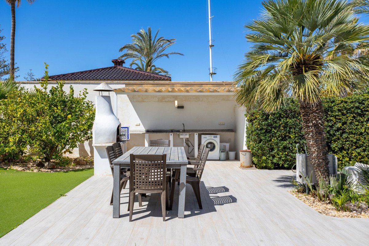 3 Bed Townhouse for sale in Playa Flamenca Costa Blanca, Alicante, Spain