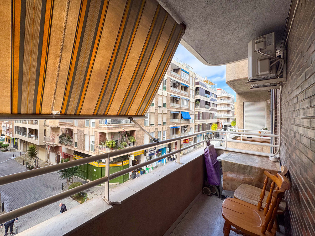 Se vende Apartamento Planta Baja de 3 dormitorios en Costa Blanca, Alicante, España