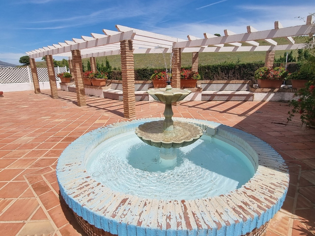 2 Bed Townhouse for sale in Mijas Costa Del Sol, Málaga, Spain
