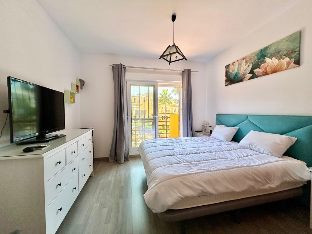 Se vende Pareada de 4 dormitorios en Costa Del Sol, Málaga, España