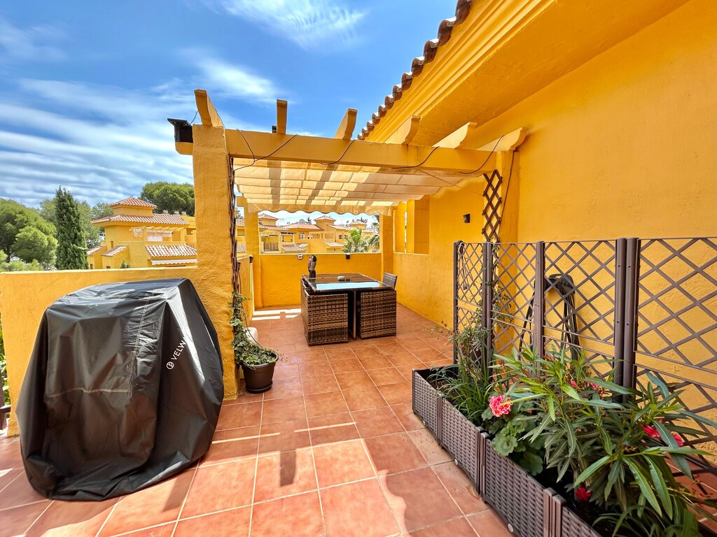 Se vende Pareada de 4 dormitorios en Costa Del Sol, Málaga, España
