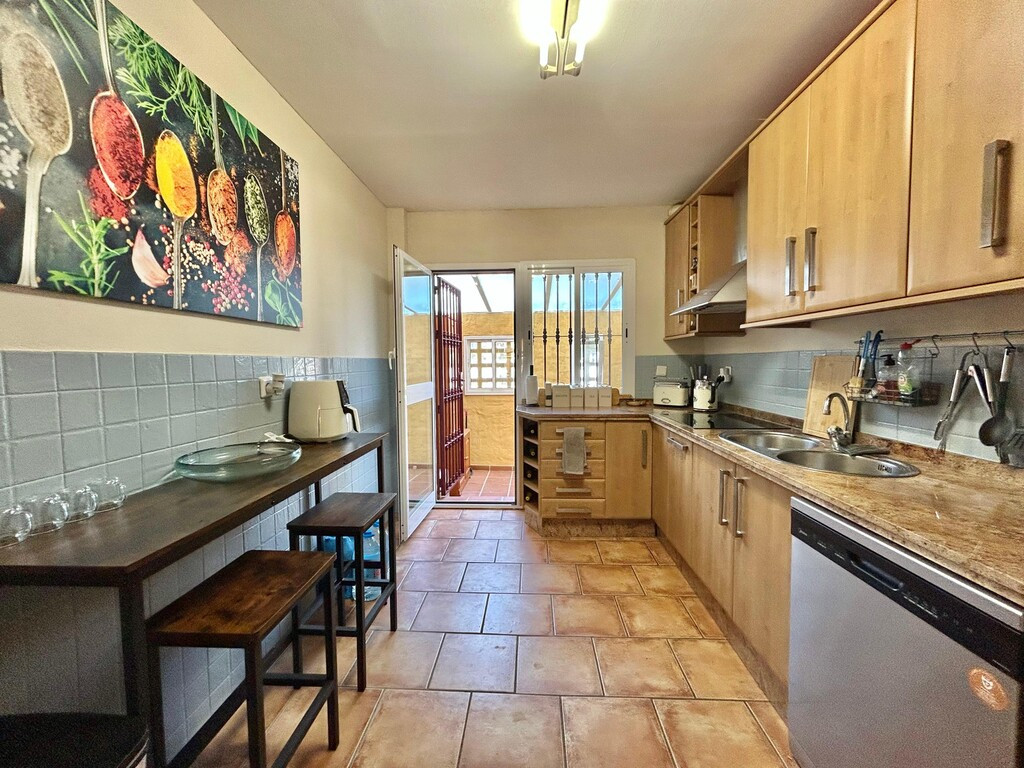 Se vende Pareada de 4 dormitorios en Costa Del Sol, Málaga, España