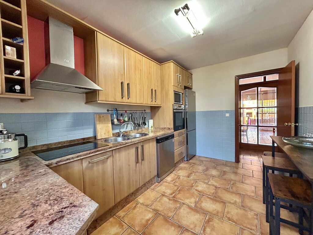Se vende Pareada de 4 dormitorios en Costa Del Sol, Málaga, España