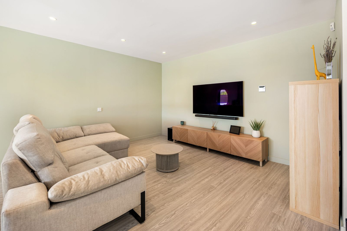 Se vende Apartamento Planta Baja de 2 dormitorios en Costa Del Sol, Málaga, España
