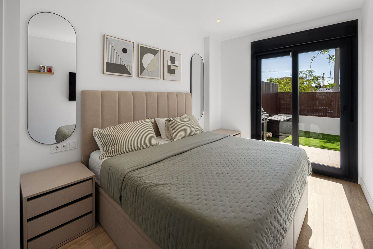 Se vende Apartamento Planta Baja de 2 dormitorios en Costa Del Sol, Málaga, España