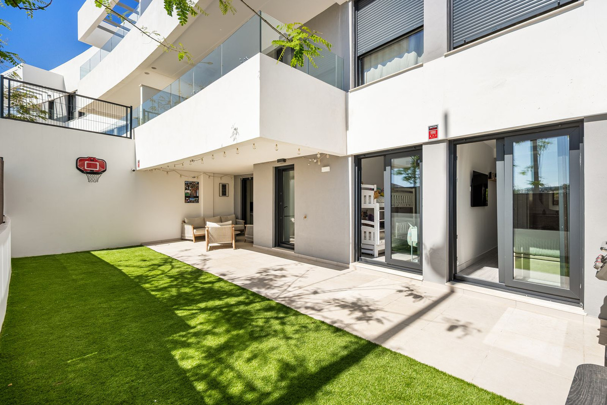 Se vende Apartamento Planta Baja de 2 dormitorios en Costa Del Sol, Málaga, España
