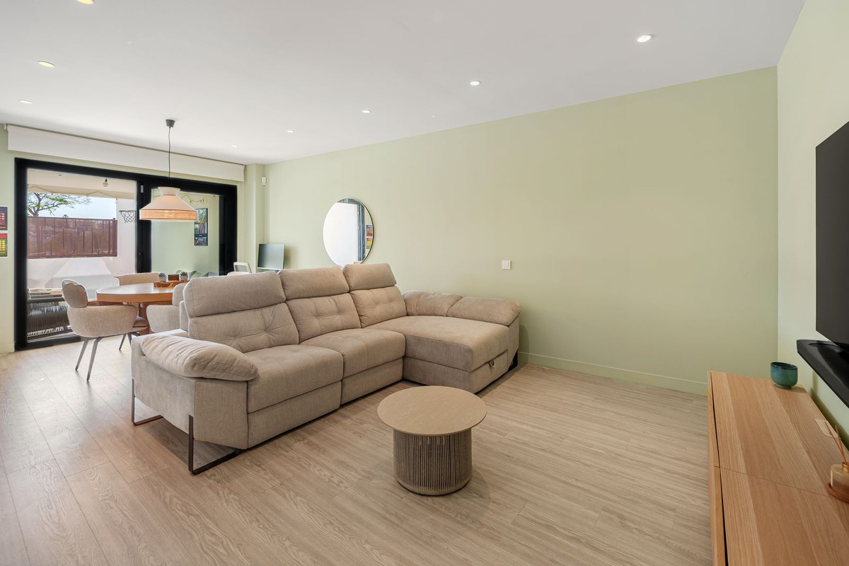 Se vende Apartamento Planta Baja de 2 dormitorios en Costa Del Sol, Málaga, España